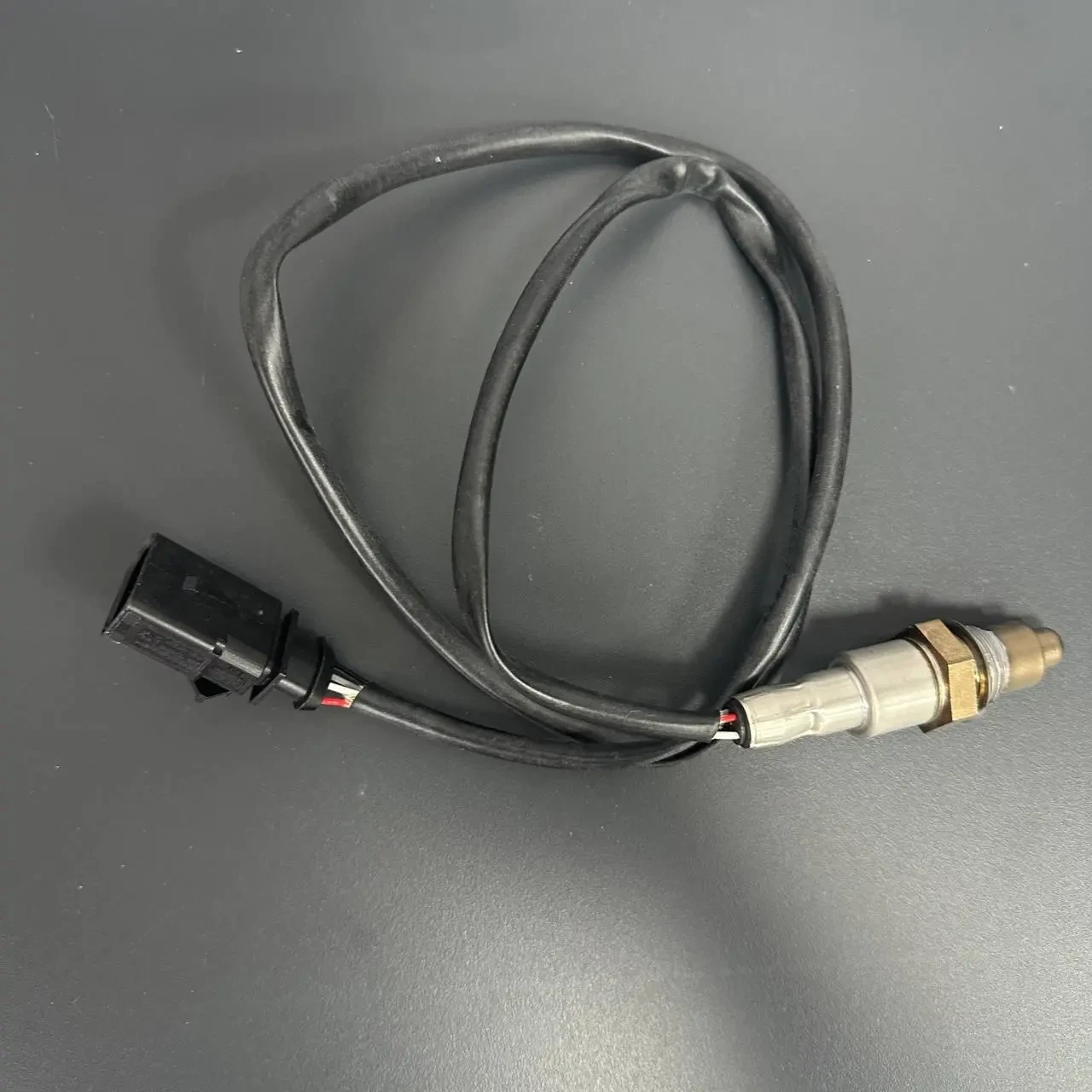 Лямбда зонд Volkswagen Passat Golf Tiguan Jetta Atlas  Audi A3  06K906262E
