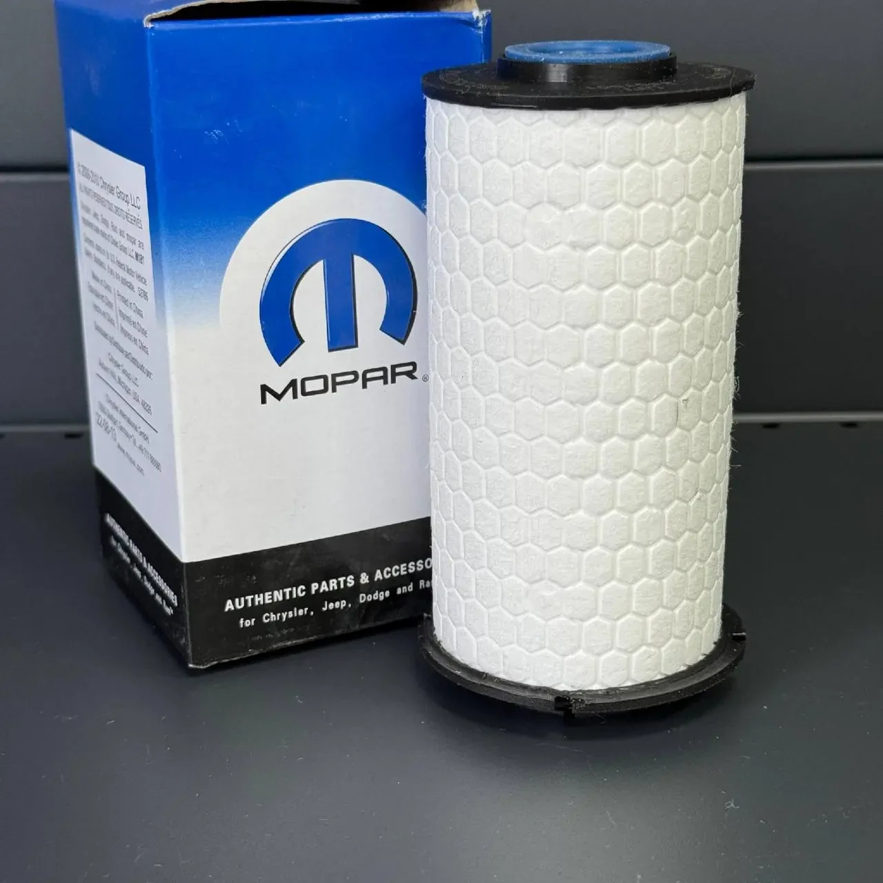Фільтр паливний Mopar 68235275AA
