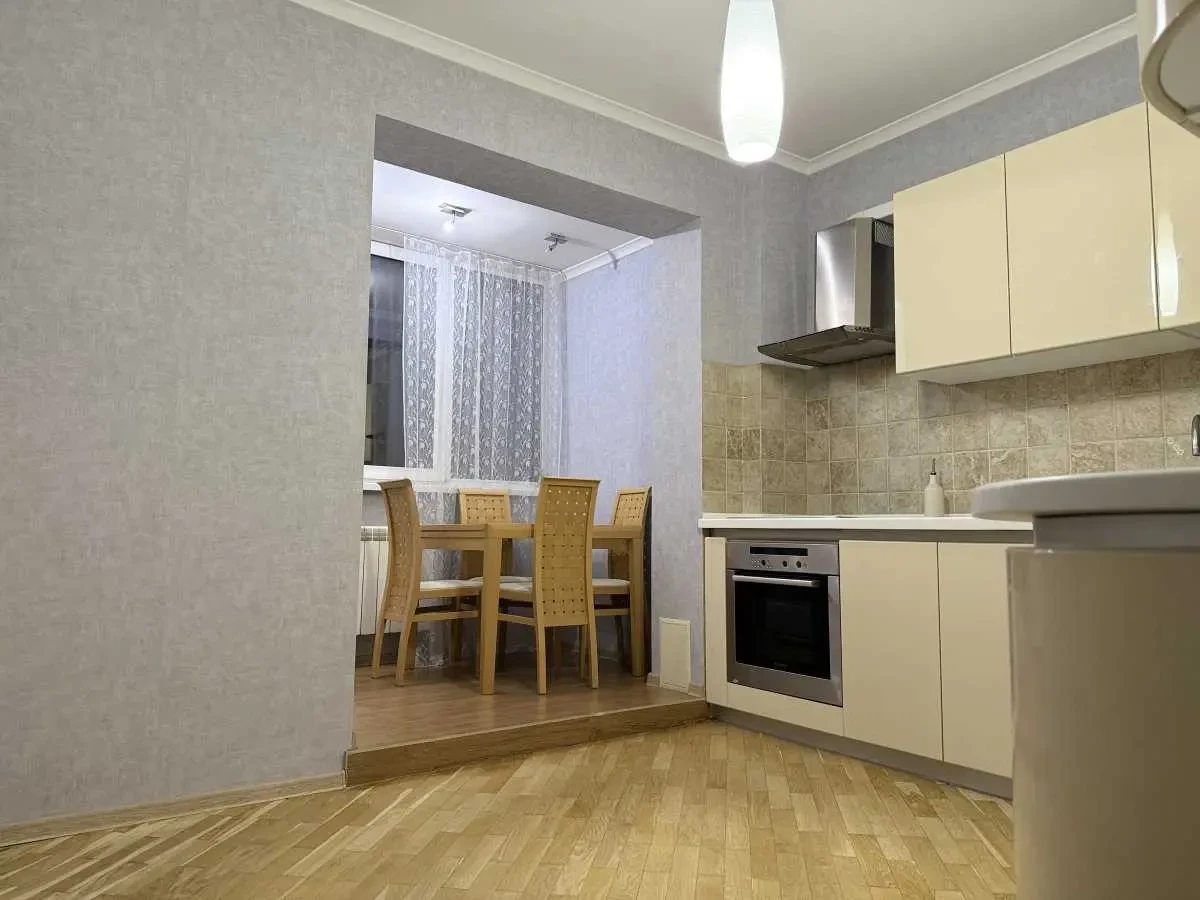 3-к квартира Київ, Дніпровський, Новаторів 12