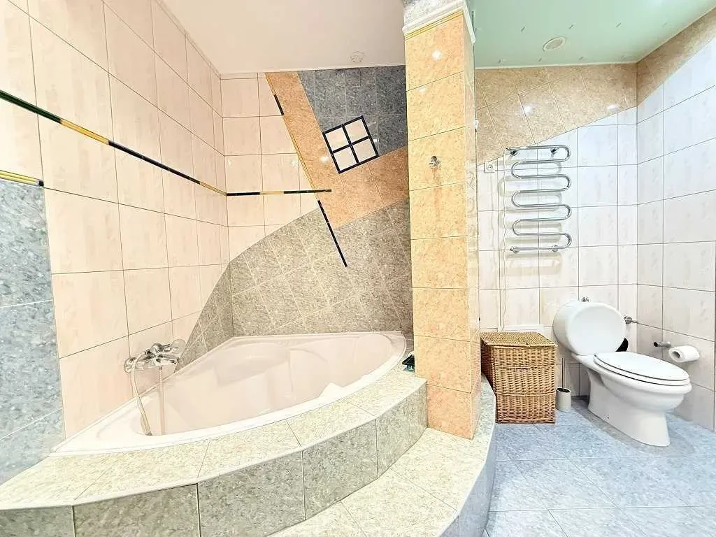 3-к квартира Київ, Голосіївський, Велика Васильківська 48 10