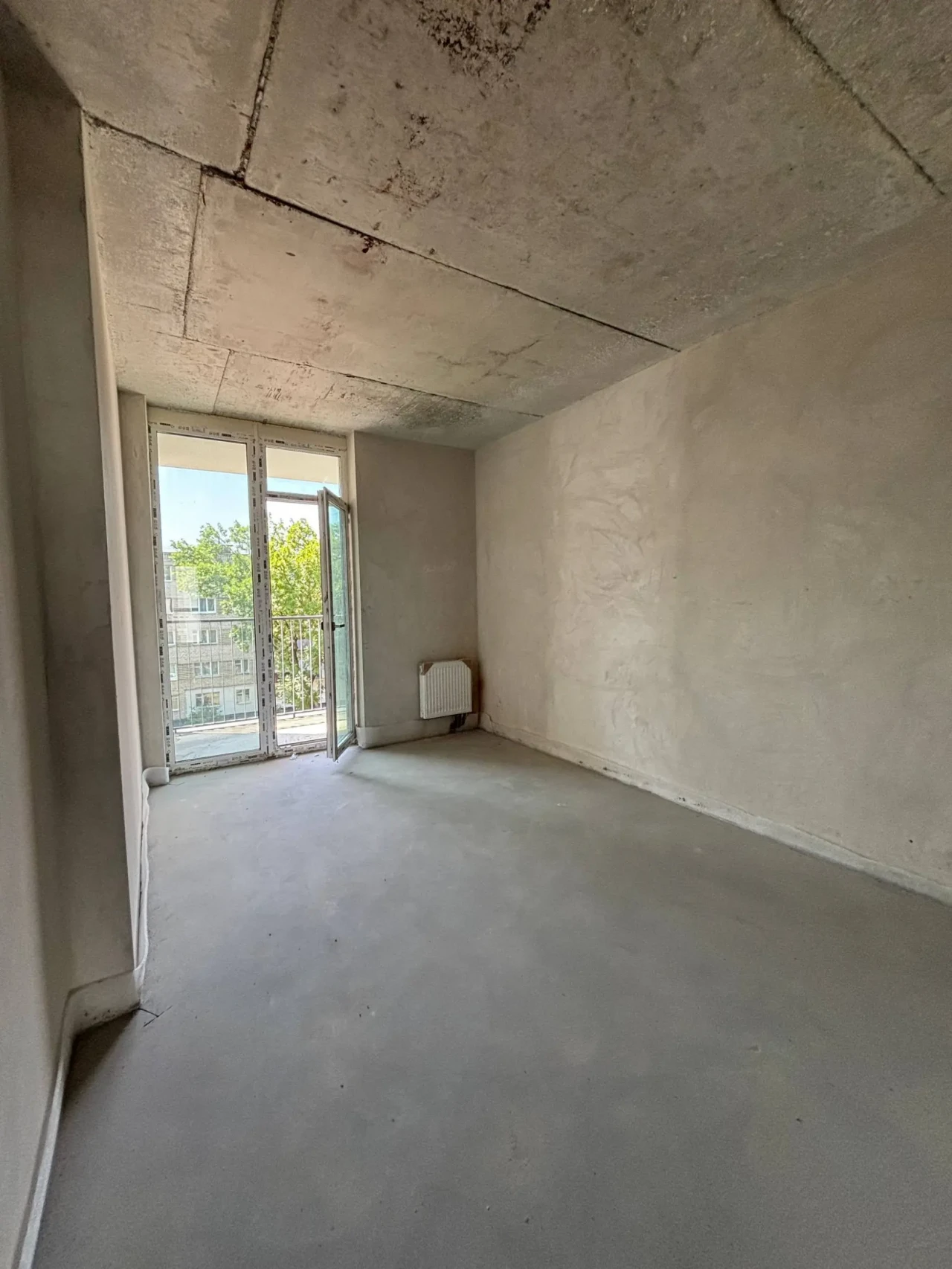 Продаж 2-кім. квартири 75 м.кв., в. Зелена 4
