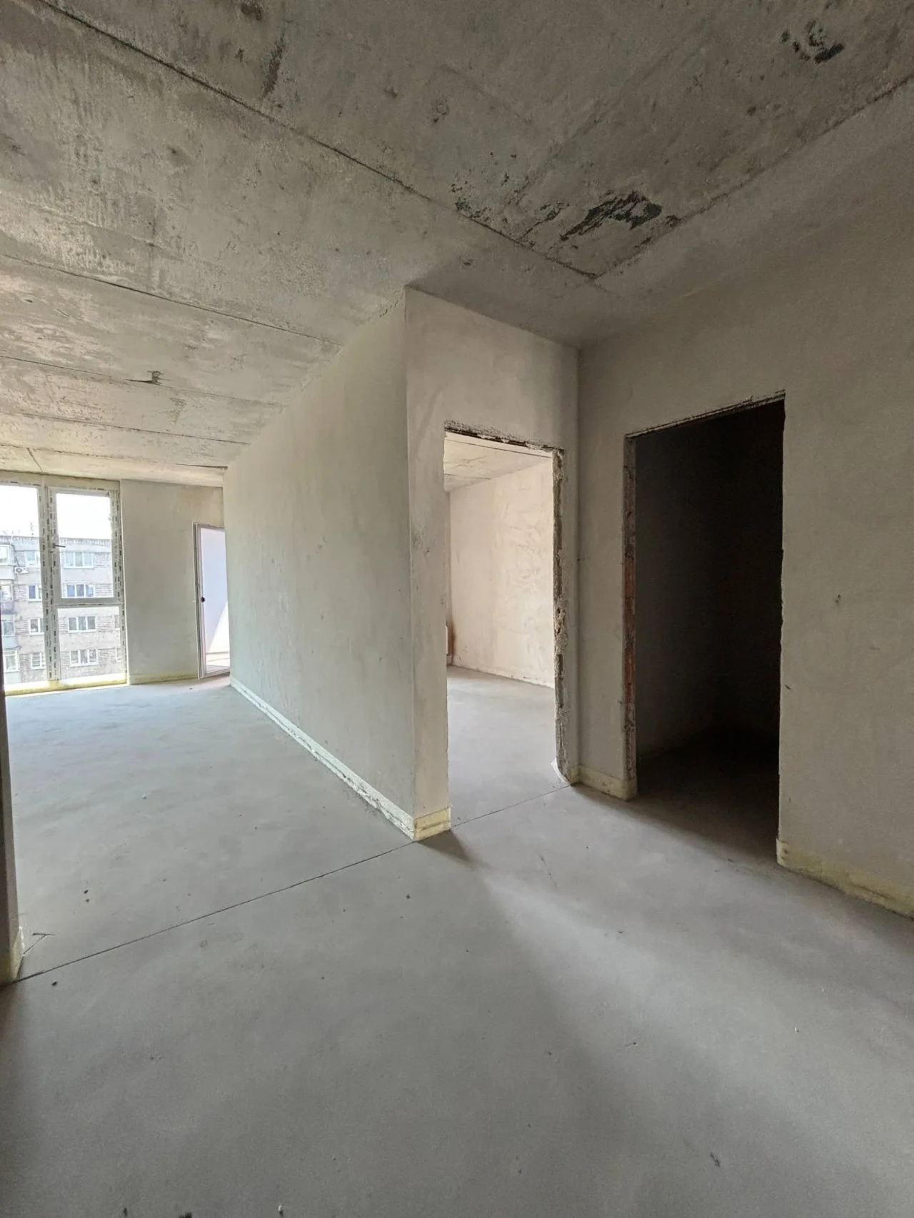Продаж 2-кім. квартири 75 м.кв., в. Зелена 7