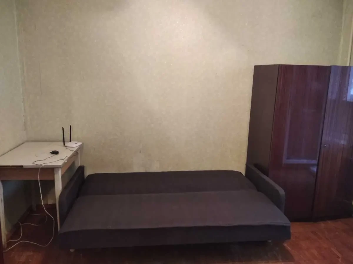 кімната Київ, Деснянський, Володимира Маяковського