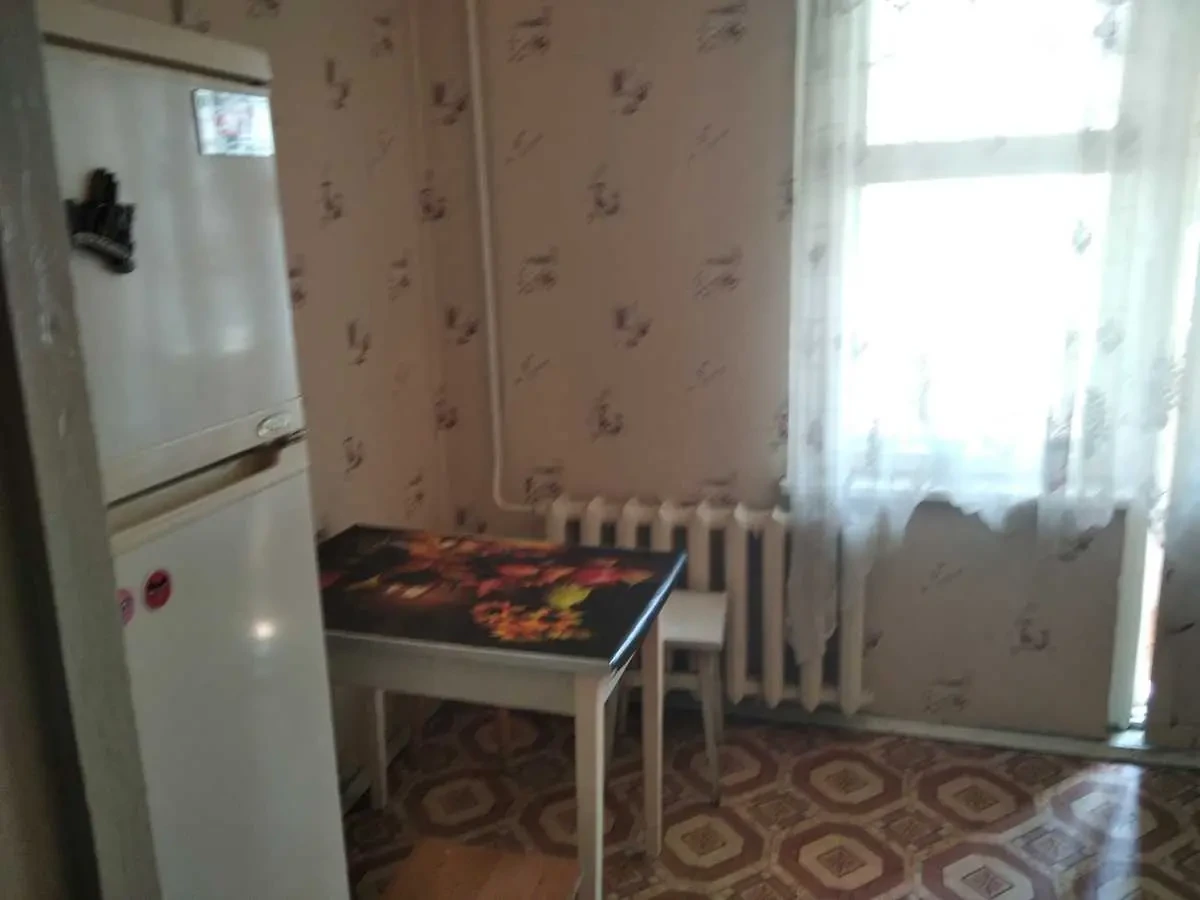 кімната Київ, Деснянський, Володимира Маяковського 3