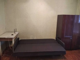 кімната Київ, Деснянський, Володимира Маяковського