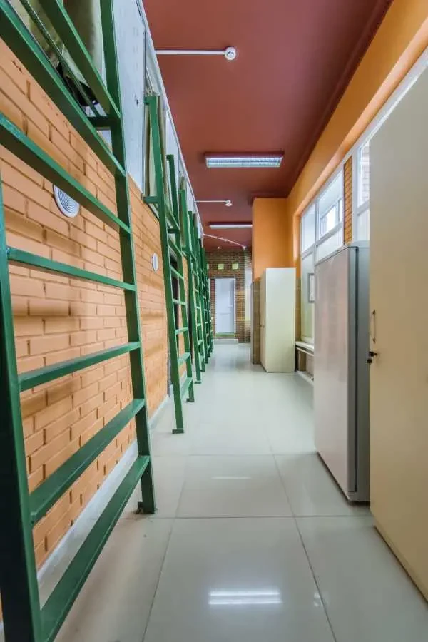 кімната Київ, Деснянський, Віскозна 4