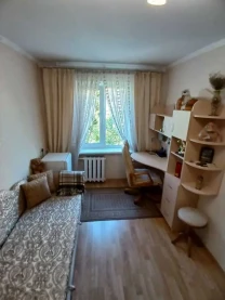 кімната Київ, Дніпровський, Андрія Малишка 31