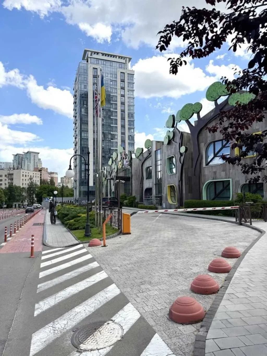 2-к квартира Київ, Печерський, Андрія Верхогляда 26 14