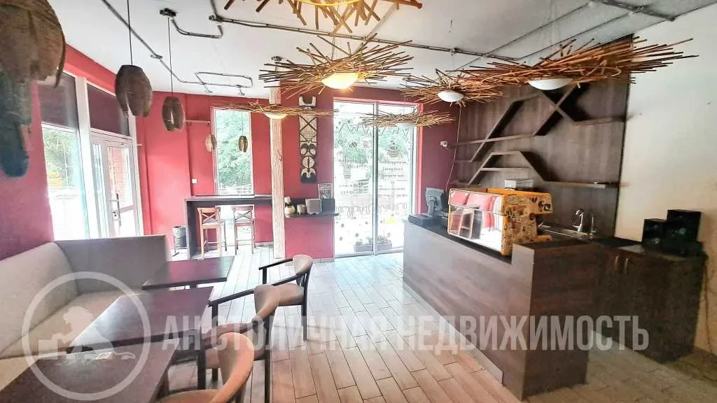 торгові площі Київ, Печерський, Андрія Верхогляда 2а 2