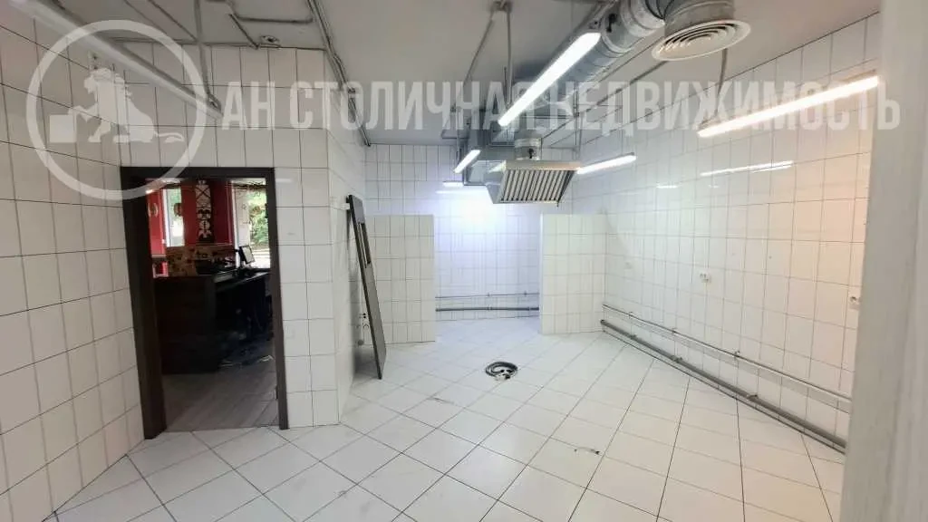 торгові площі Київ, Печерський, Андрія Верхогляда 2а 5