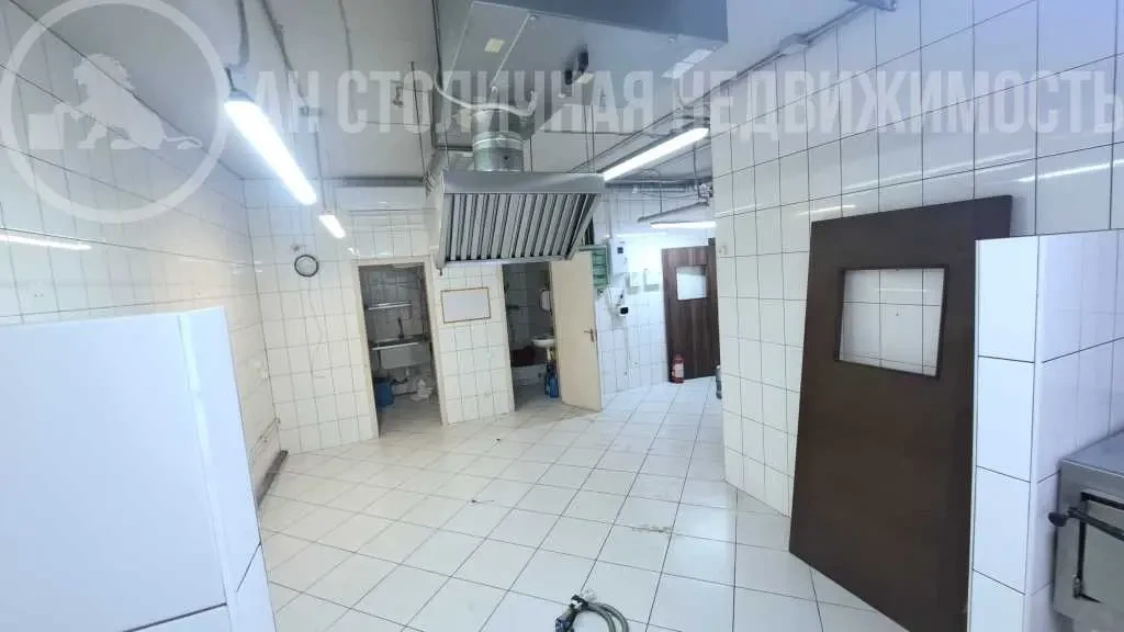 торгові площі Київ, Печерський, Андрія Верхогляда 2а 6