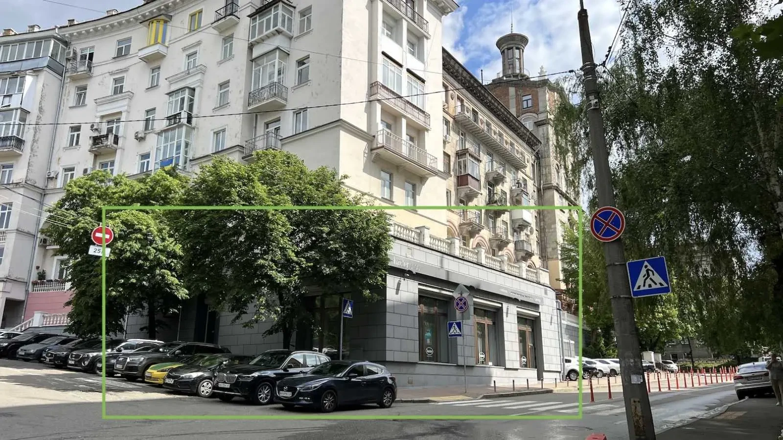торгові площі Київ, Печерський, Круглоуніверситетська 11 2