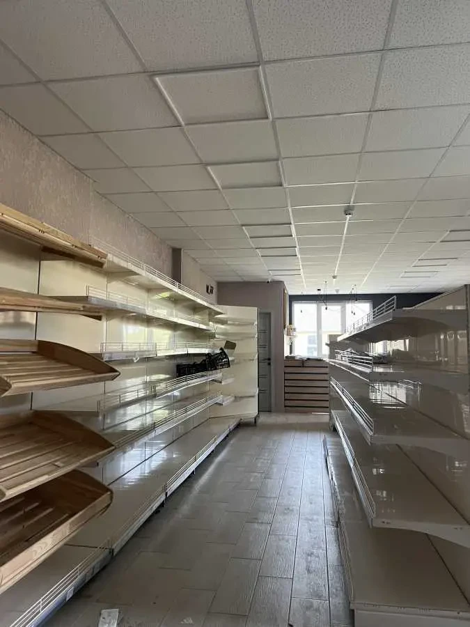 торгові площі Київ, Печерський, Бастіонний 15 5
