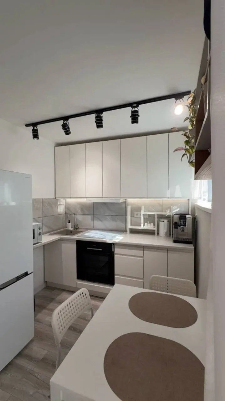 Продаж 1-кім. квартири 29.3 м.кв., в. Сосюри 6
