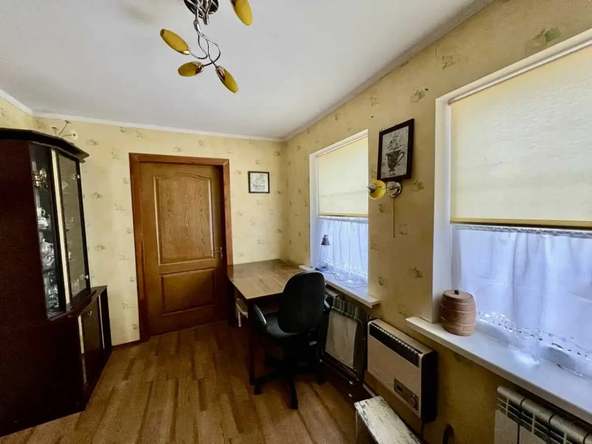 3-к дача Бучанський, Лісне, Лісова 8