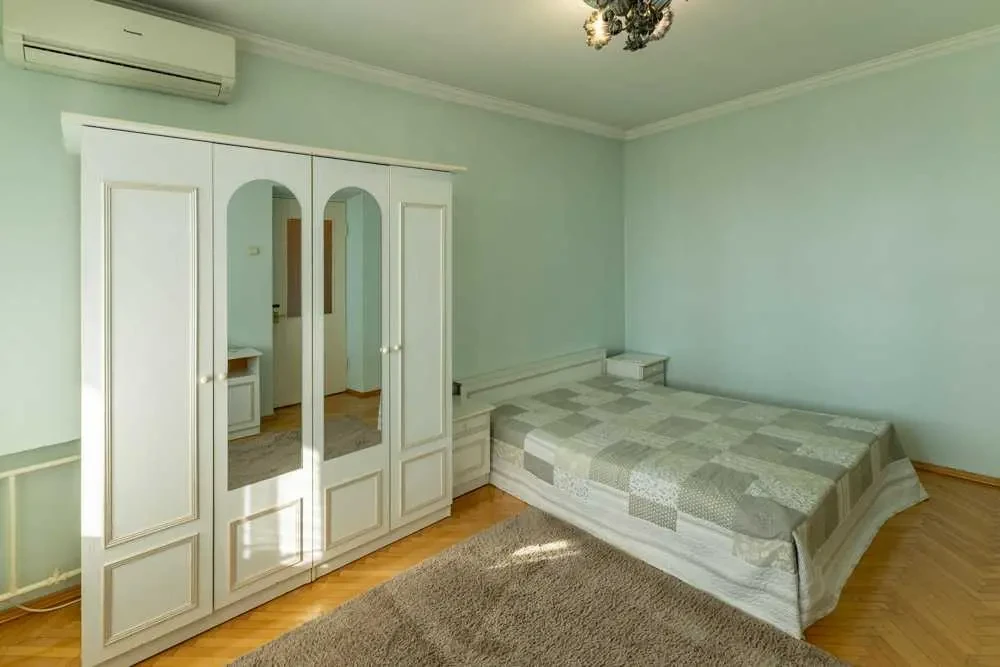 3-к квартира Київ, Печерський, Старонаводницька 4 5