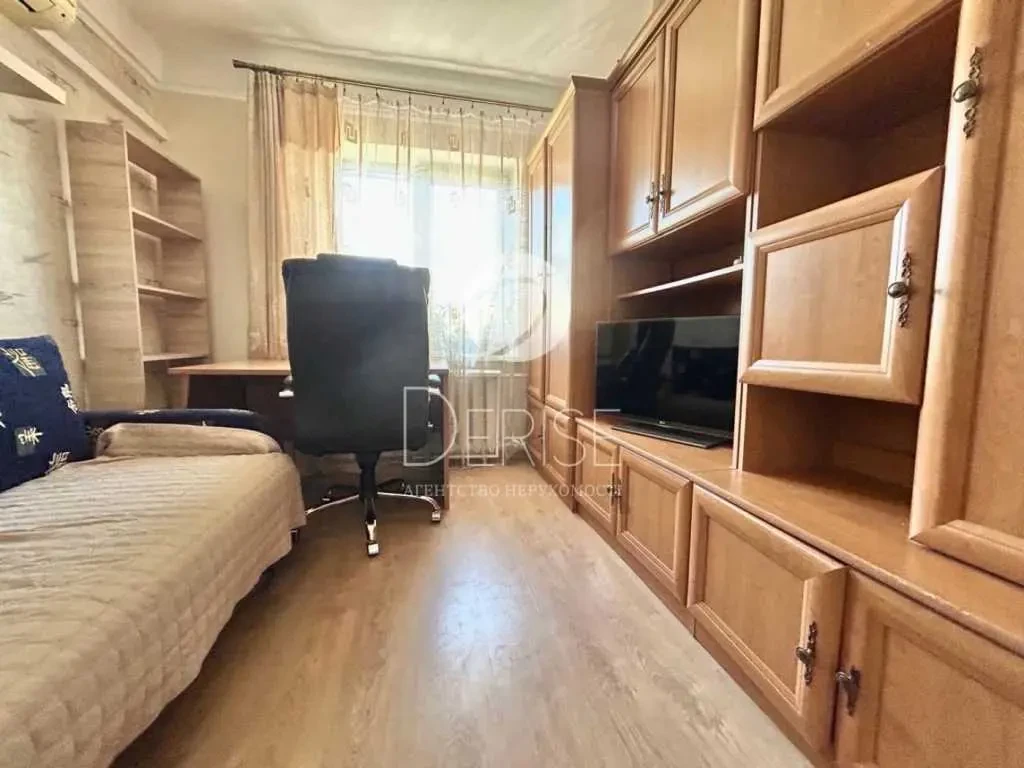 3-к квартира Київ, Голосіївський, Васильківська 2А 10