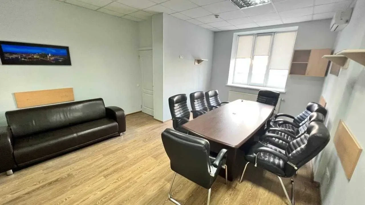 офісне приміщення Київ, Печерський, Євгена Коновальця 32г 17