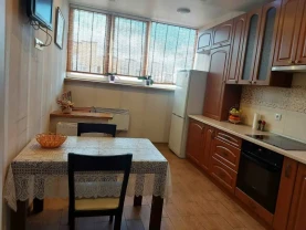 2-к квартира Київ, Оболонський, Сім’ї Кульженків 35