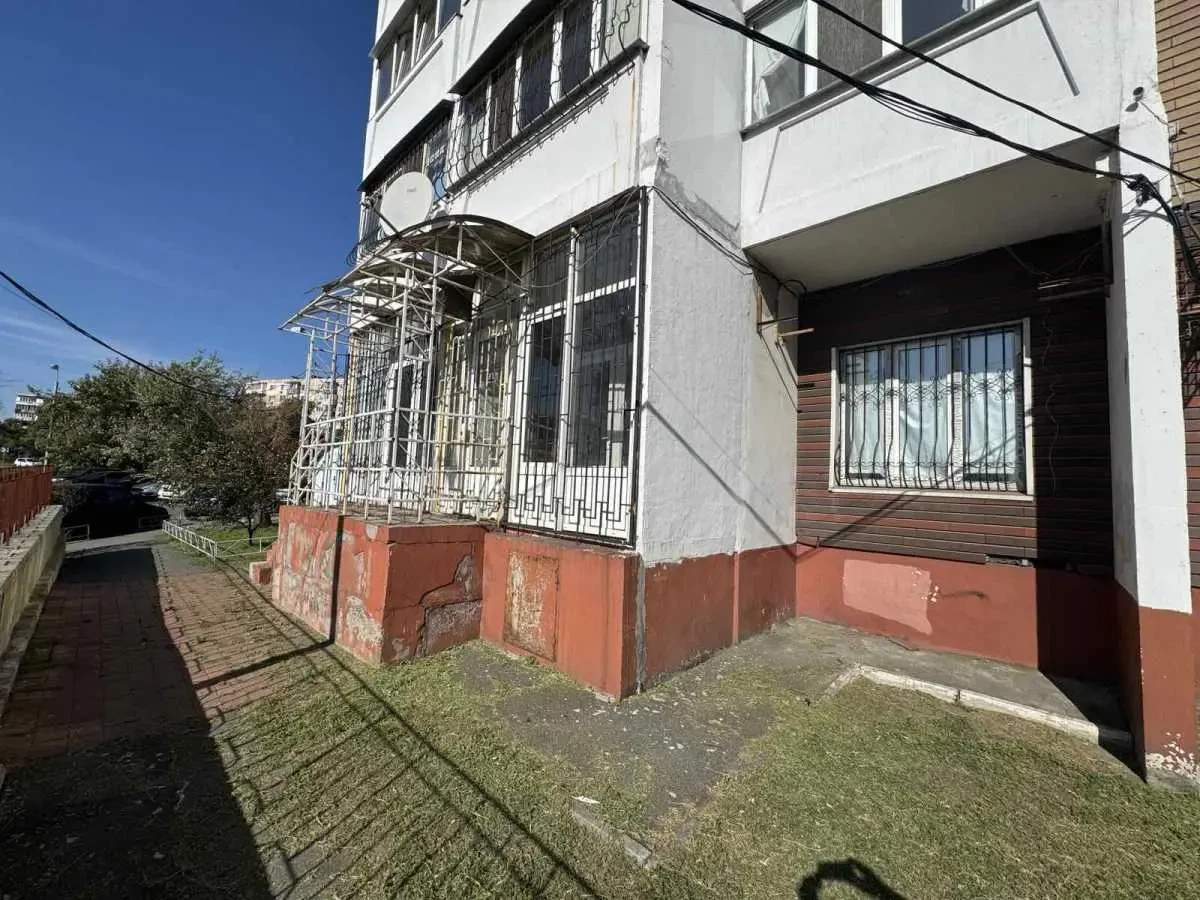 торгові площі Київ, Дарницький, Харківське 56 10