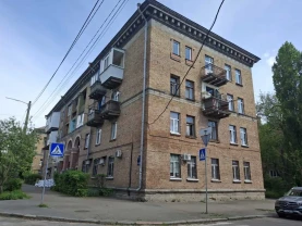 кімната Київ, Шевченківський, Кирпоноса 10