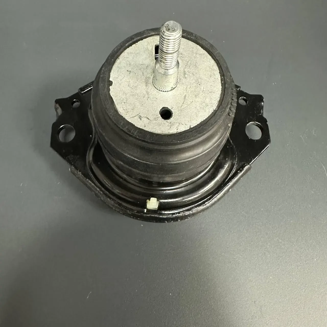 Подушка (опора) двигателя передня JEEP GRAND CHEROKEE 2011-2021 52124671AF