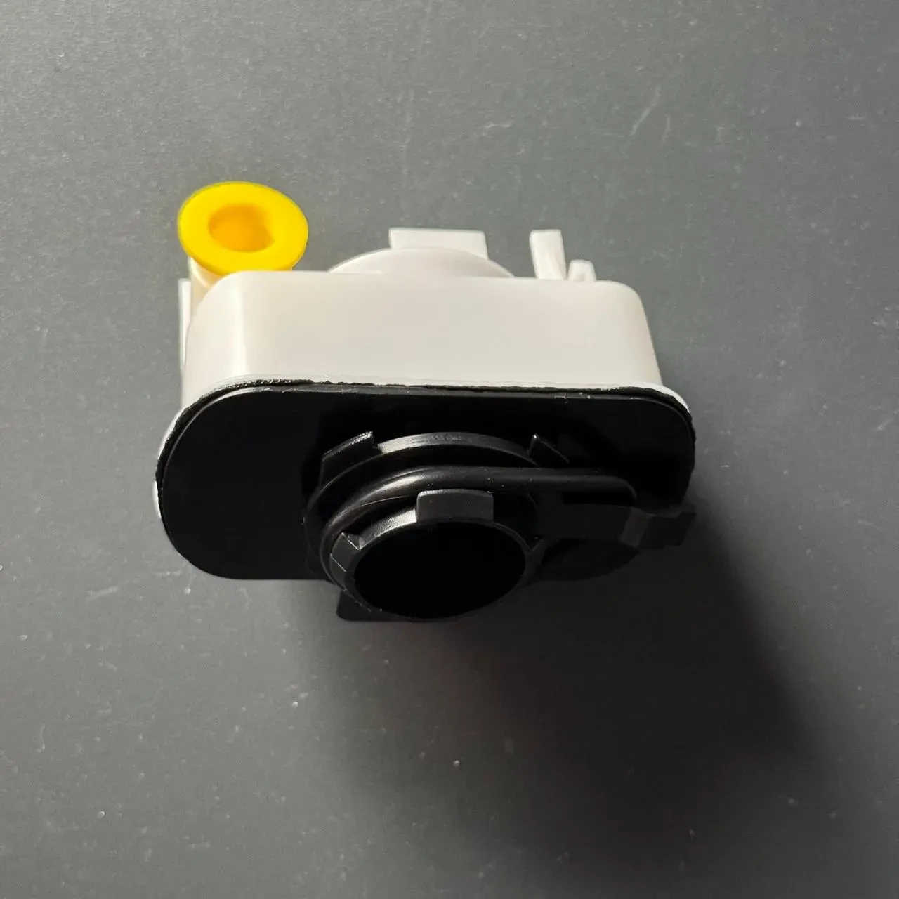 Клапан абсорбера паливного баку CHRYSLER 300 2007-2020 DODGE CHALLENGER 2020 DODGE CHARGER 2020< DAKOTA 2007-2010 DART 2013-2016 2