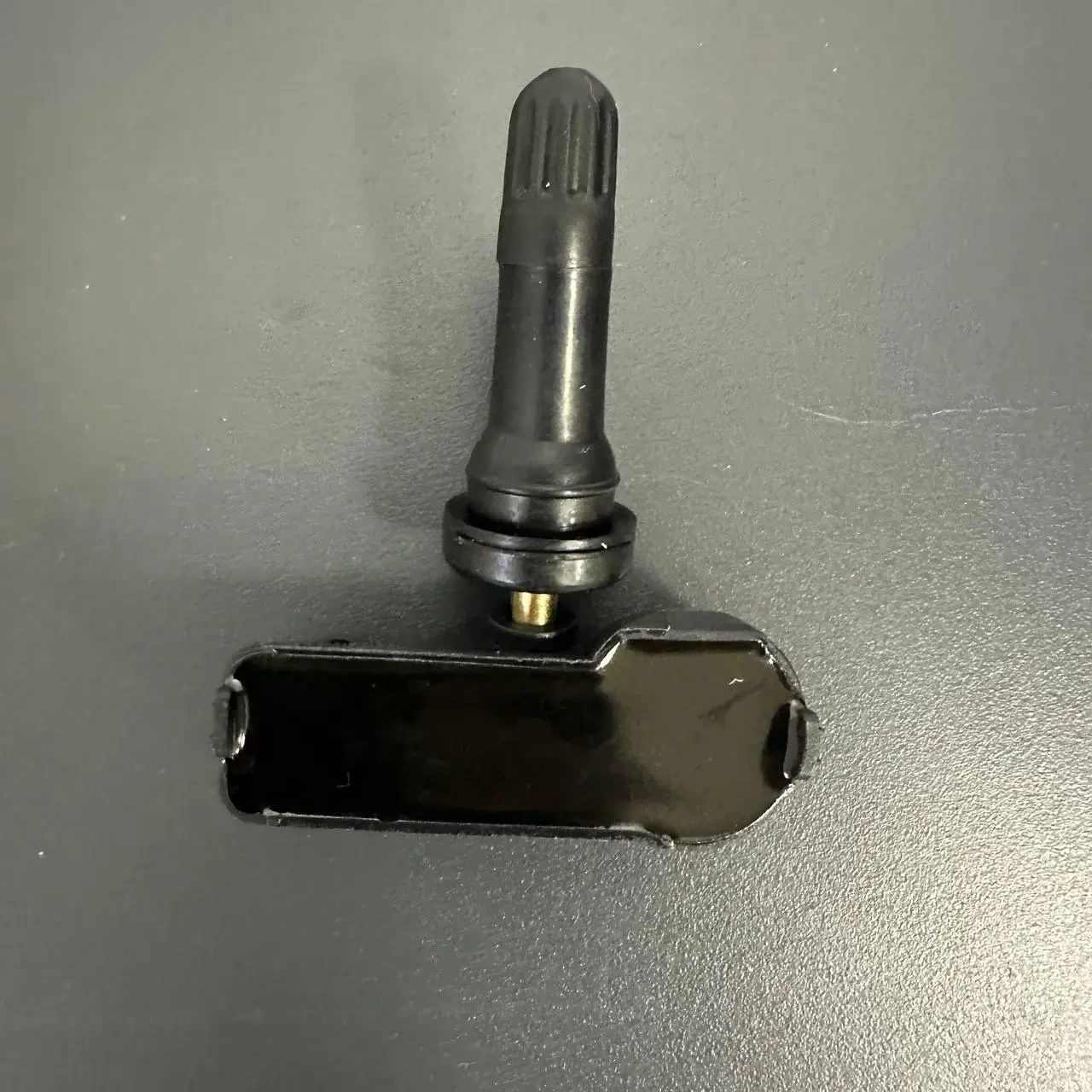 Датчик тиску в шинах (система TPMS) Ford Focus (2010–2019)\Mustang (2010–2014)\F-150 / F-Series (2009–2014)\Explorer 2