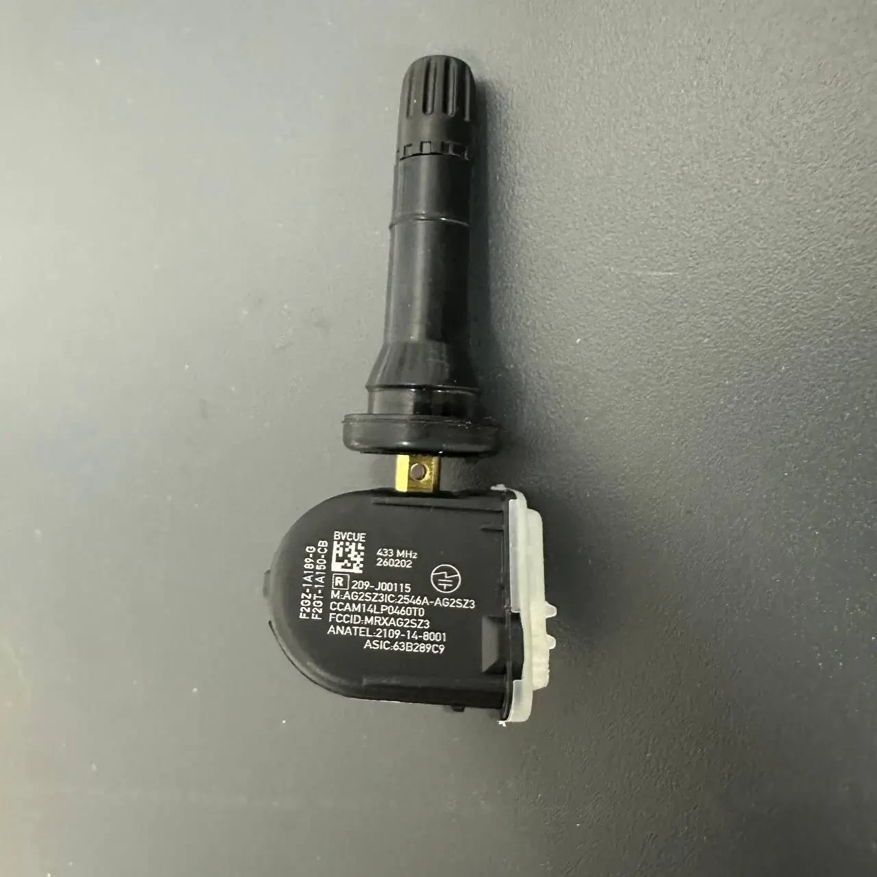 Датчик тиску в шинах (система TPMS) 433 МГц Ford Mustang Mach-E (електрокросовер, з 2021 р. — як для ринку США, так і для