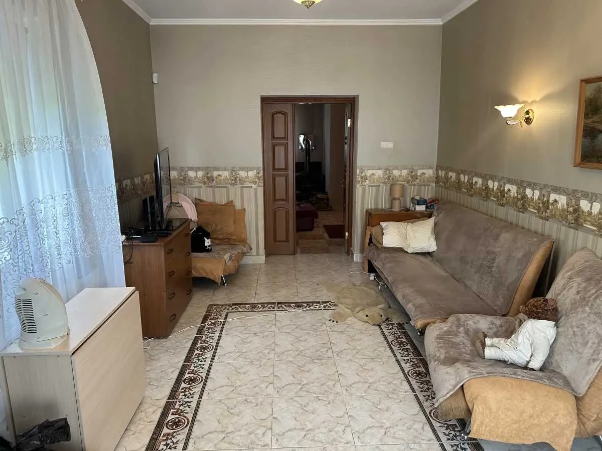 6-к будинок Обухівський, Іванковичі, Садова 15