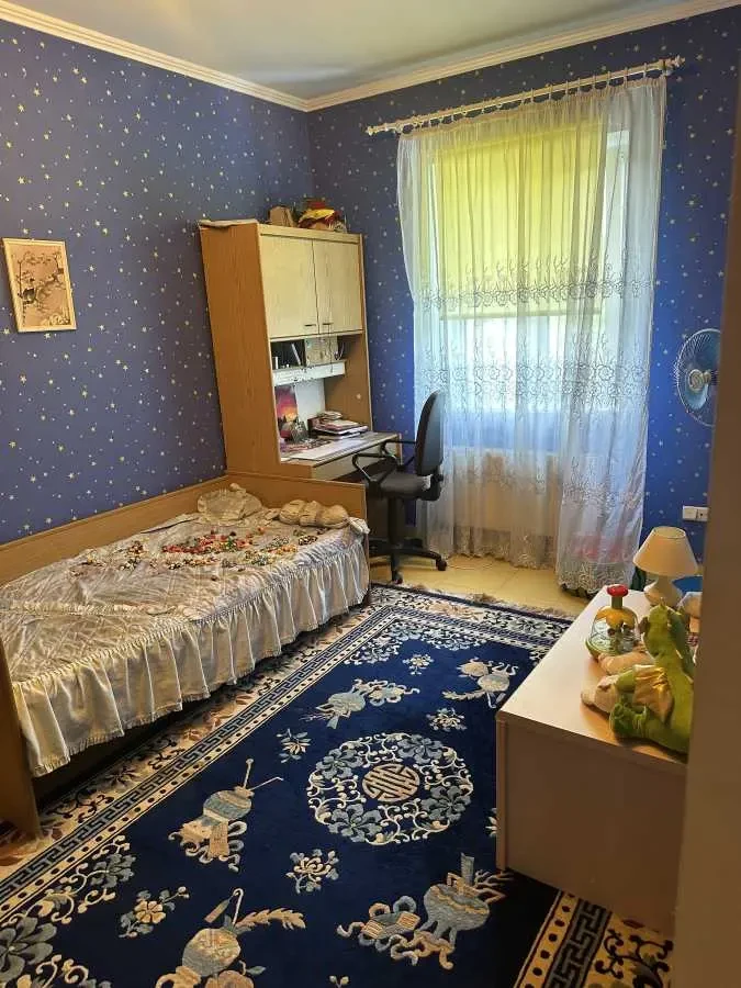 6-к будинок Обухівський, Іванковичі, Садова 23