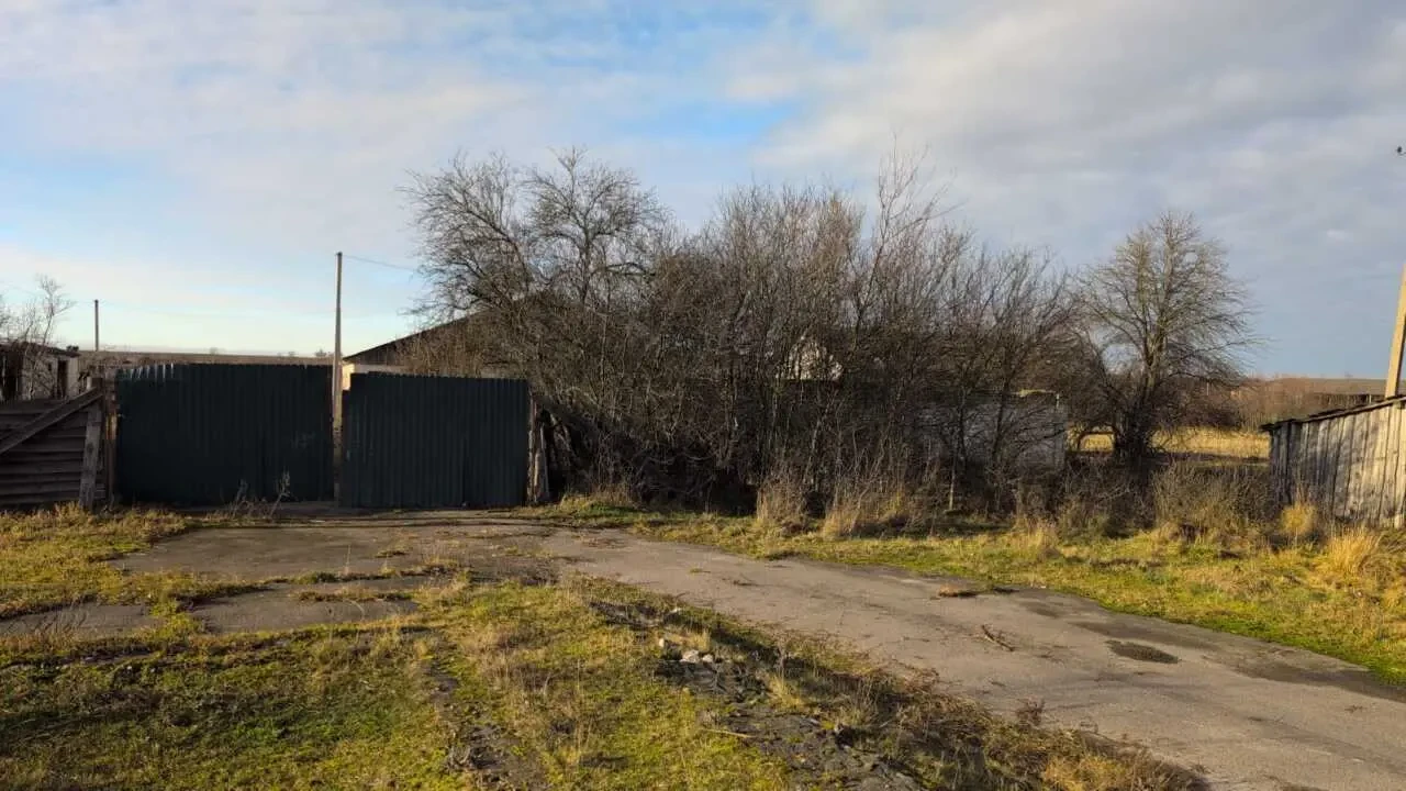 склади Володимирецький, Любахи, Вишнева 58а/1 4