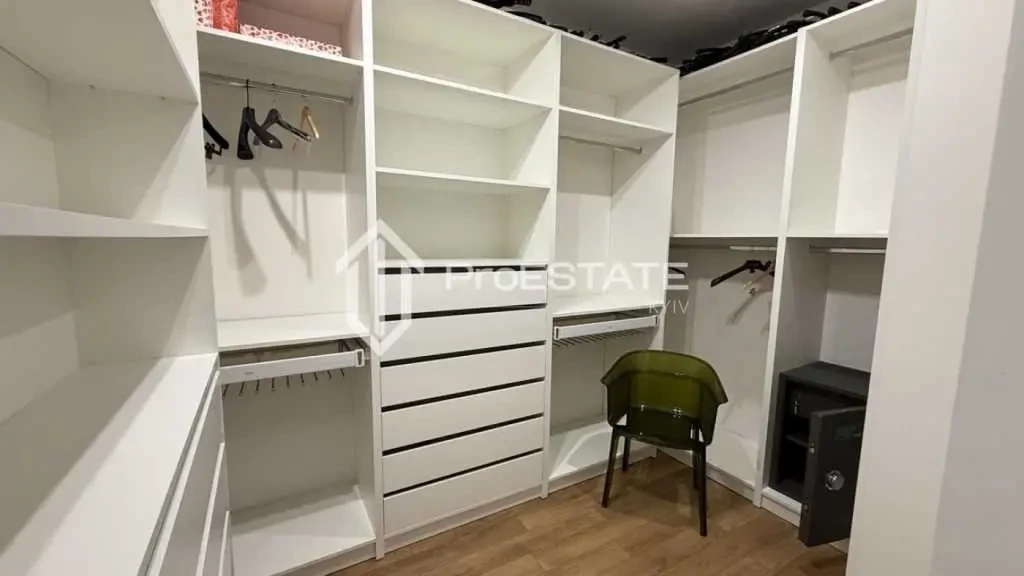 4-к квартира Київ, Печерський, Євгена Коновальця 36 21