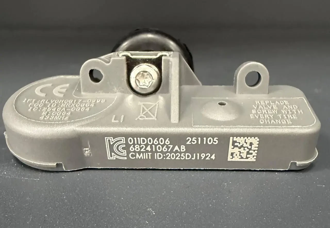 Датчик тиску повітря в шинах Fiat 500, Jeep Grand Cherokee, Dodge Avenger, Journey, Jeep Wrangler, Cadillac Escalade, Chrysler 3