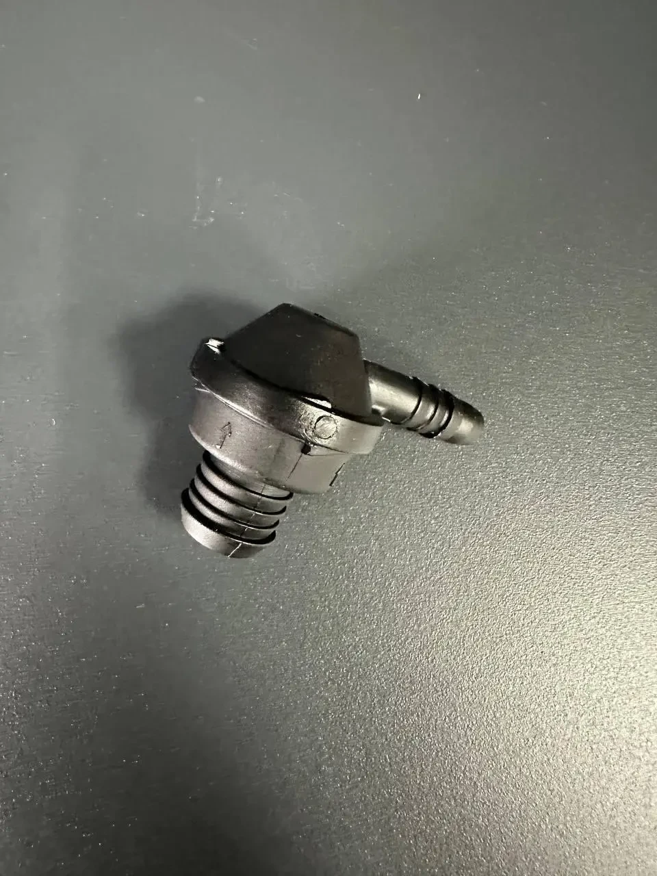 Кутовий зворотній клапан BMW E30, E36, E46, Z3, Z8 MINI Cooper Mk I 34331161300