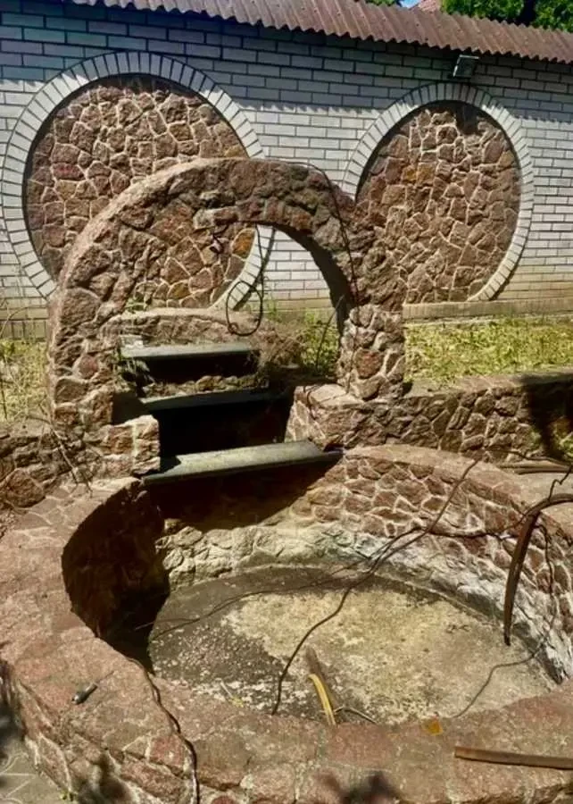 8-к будинок Бучанський, Стоянка, Ленина 1 4