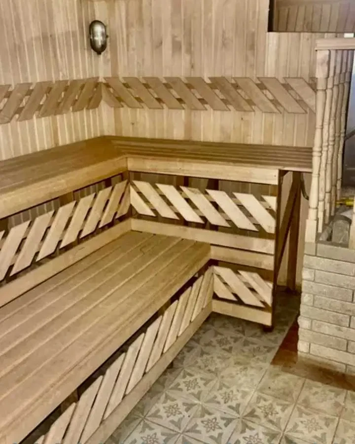 8-к будинок Бучанський, Стоянка, Ленина 1 21