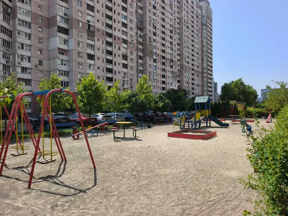 3-к квартира Київ, Дарницький, Здолбунівська 13 23