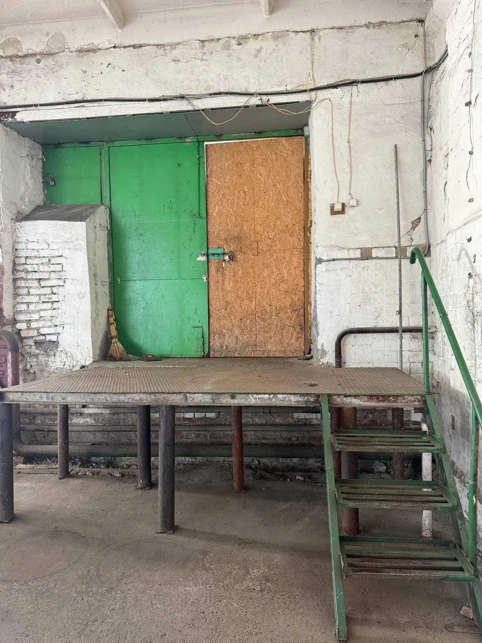 Сдам склад Київ 3
