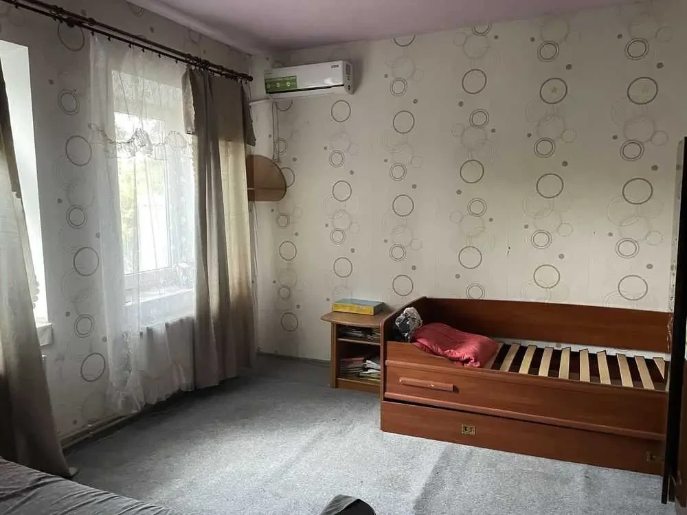 2-к частина будинку Дніпро, Центральний, Нигояна 4