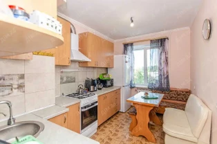 3-к квартира Полтава, Київський, Курчатова 13