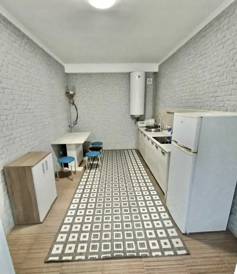 10-к частина будинку Берегівський, Берегове, Корятовича 21 15