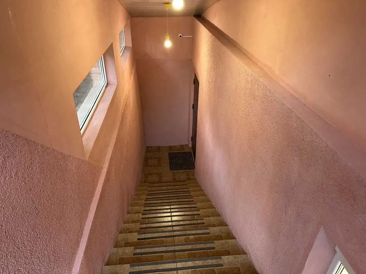 кафе, бар, ресторан Київ, Солом`янський, Єреванська 12 24