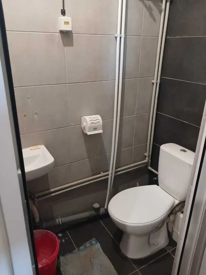 торгові площі Бучанський, Крюківщина, Єдностi 5 19