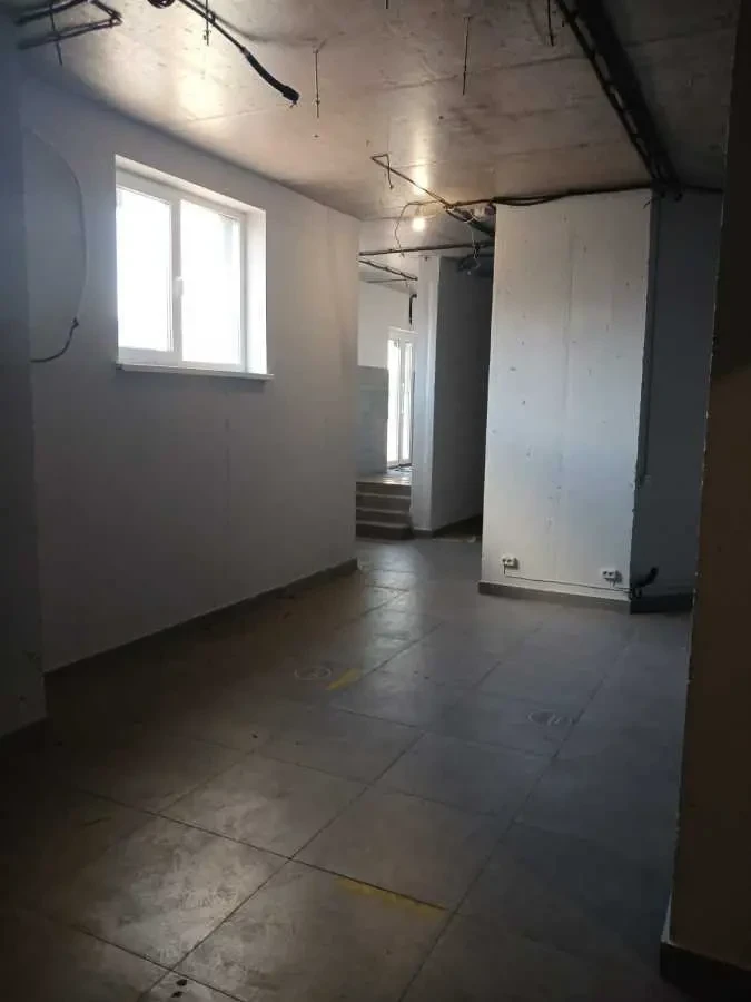 торгові площі Бучанський, Крюківщина, Єдностi 5 22