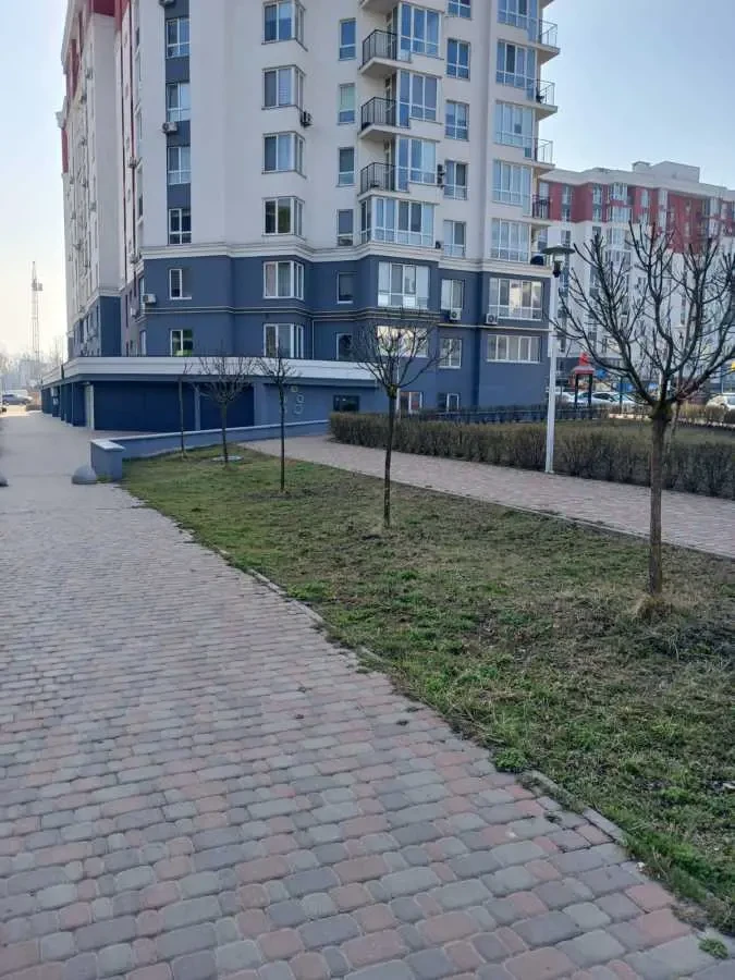 торгові площі Бучанський, Крюківщина, Єдностi 5 23