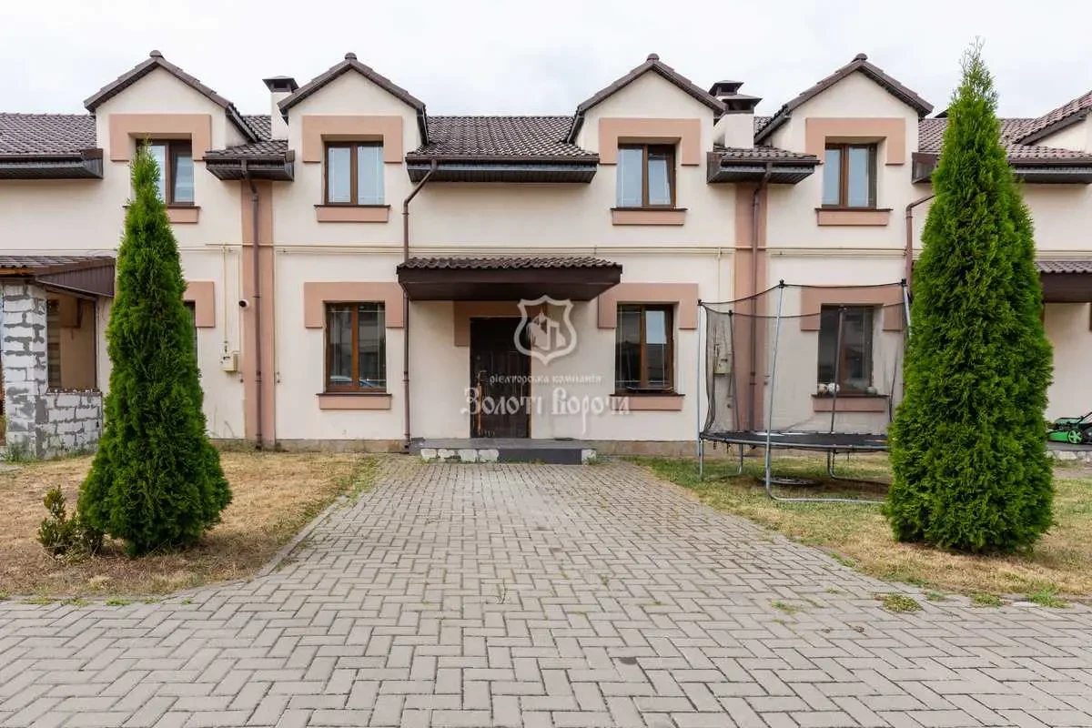 3-к таунхаус Броварський, Погреби, Софіївська вул. 1б
