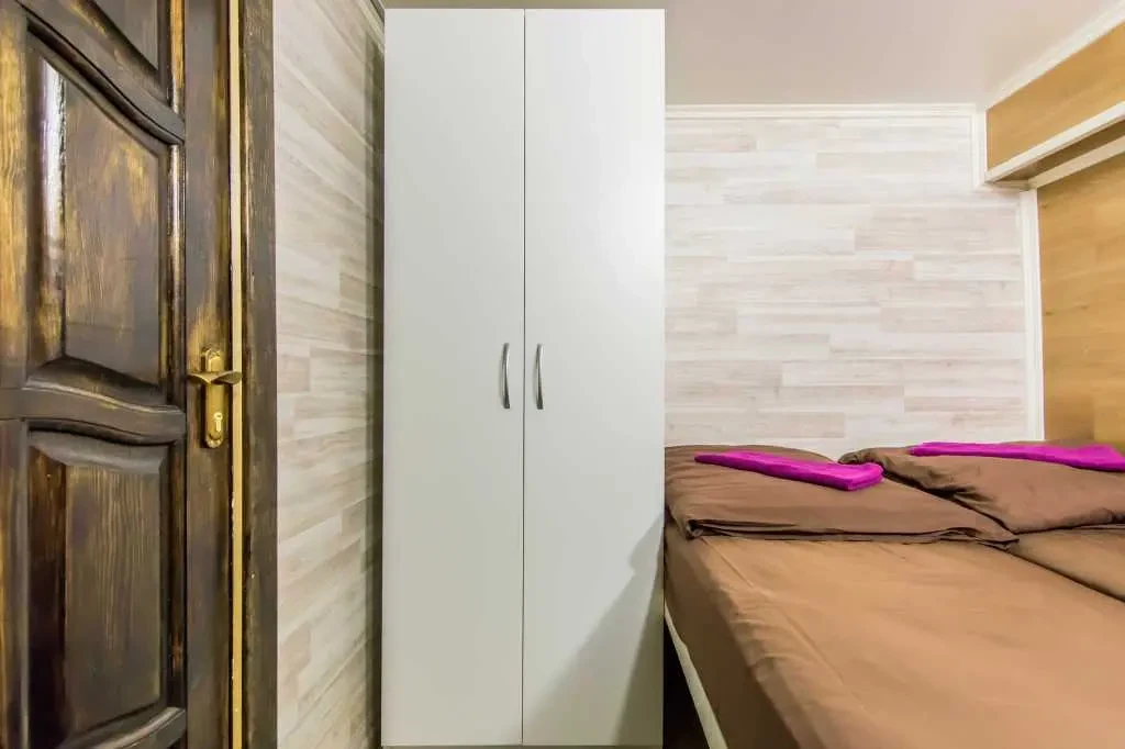 кімната Київ, Деснянський, Віскозна 2