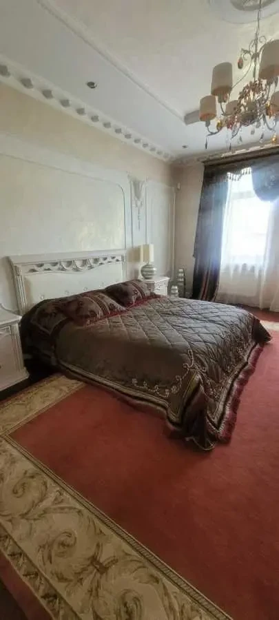 6-к будинок Київ, Дарницький, Лісова 13