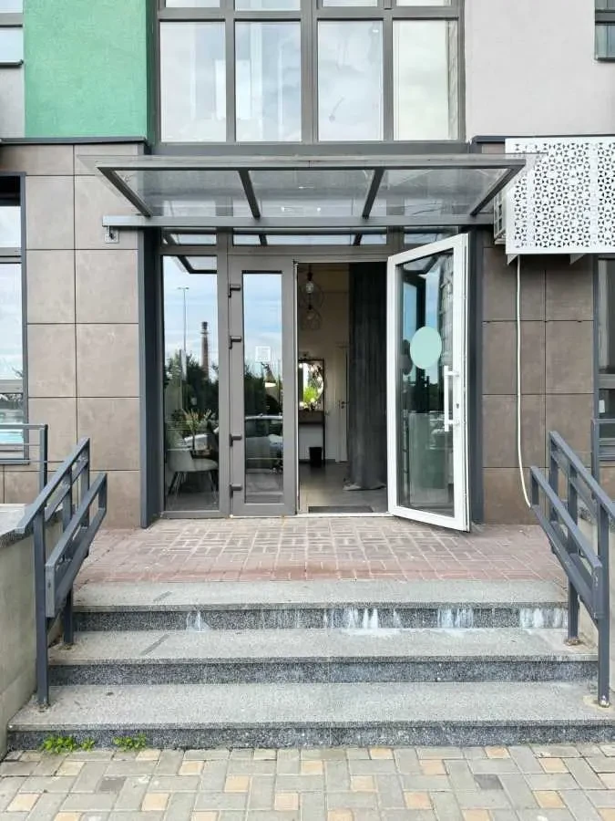 об’єкт сфери послуг Київ, Подільський, Тираспольська 52 17